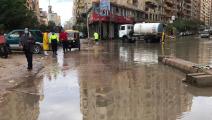 أغرقت مياه الأمطار شوارع القاهرة (تويتر)