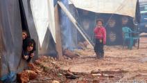 مئات العائلات تضررت في مخيمات إدلب (مرهف الجدوع)