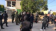 قوات الاحتلال قبل تفجير منزل الأسير الفلسطيني محمد قبها (فيسبوك)