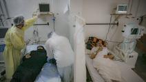 مرضى في مستشفى في إدلب في سورية (محمد سعيد/ الأناضول)
