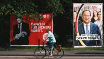 لافتات انتخابية في ألمانيا (ينغ تانغ/ Getty)