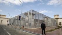 سجناء سياسيون كُثر ممنوعون من الزيارات منذ سنوات (خالد دسوقي/ فرانس برس) 