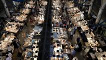 	 سوق السمك في أثنيا (لويزا غولياماكي / فرانس برس)