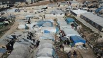 الشتاء يداهم مخيمات النازحين في سورية (محمد عبد الله/الأناضول)
