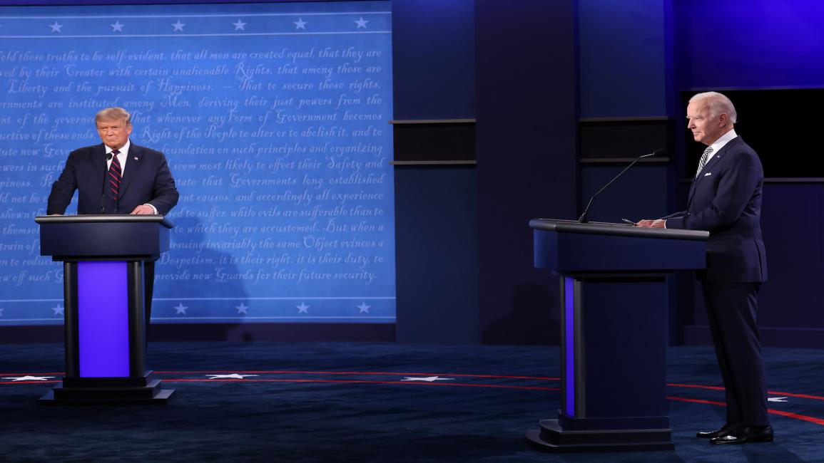 ترامب وجو بايدن خلال مناظرة تلفزيونية في كليفلاند في أوهايو في 29/9/2020 (Getty)
