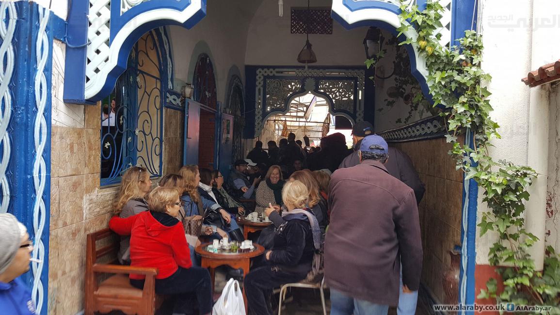 مقهى في تونس- العربي الجديد