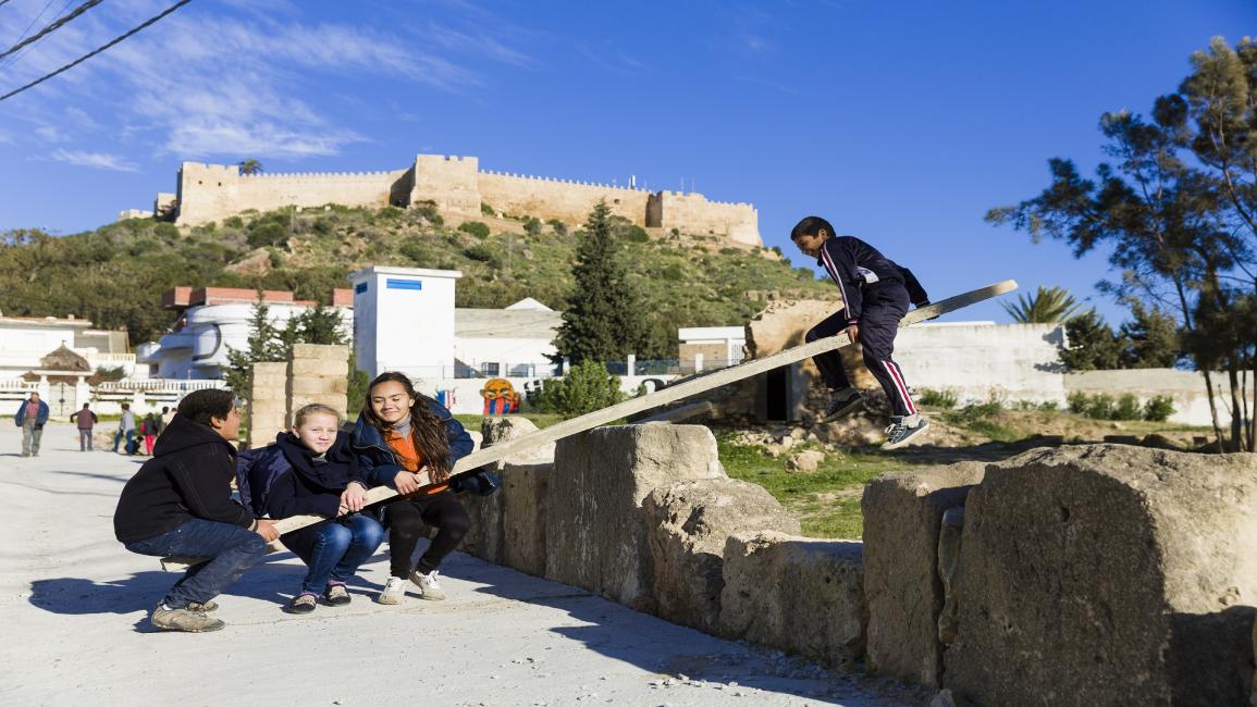 أطفال تونسيون يلعبون- Getty