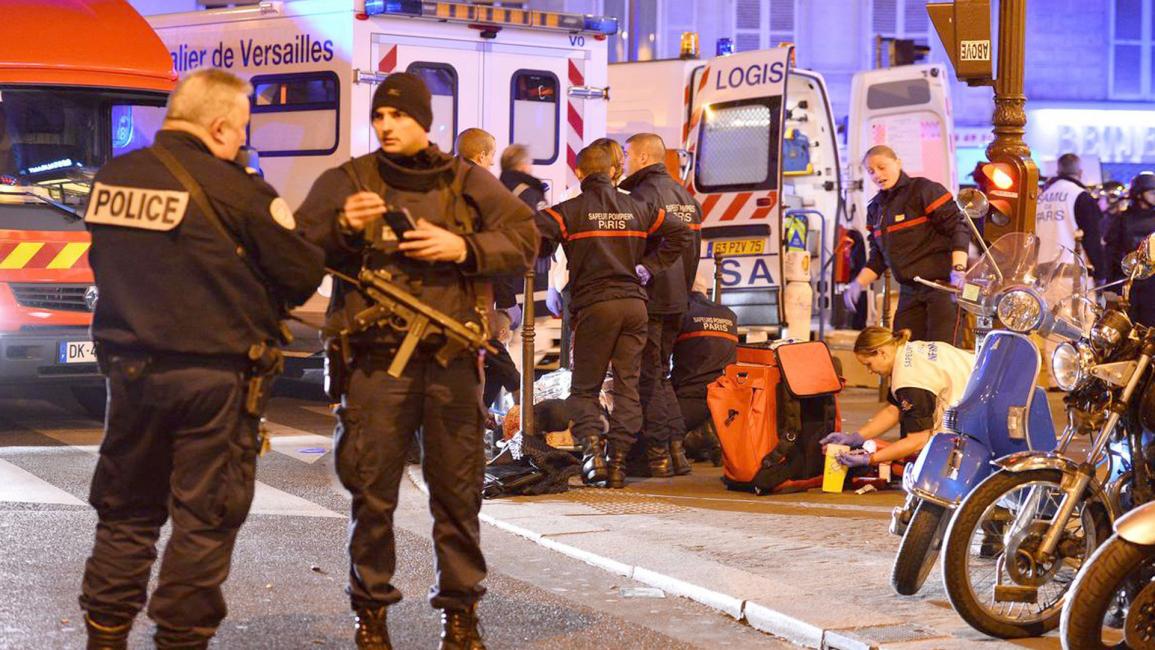 ارتفاع عدد ضحايا هجمات باريس إلى 142 قتيلاً
