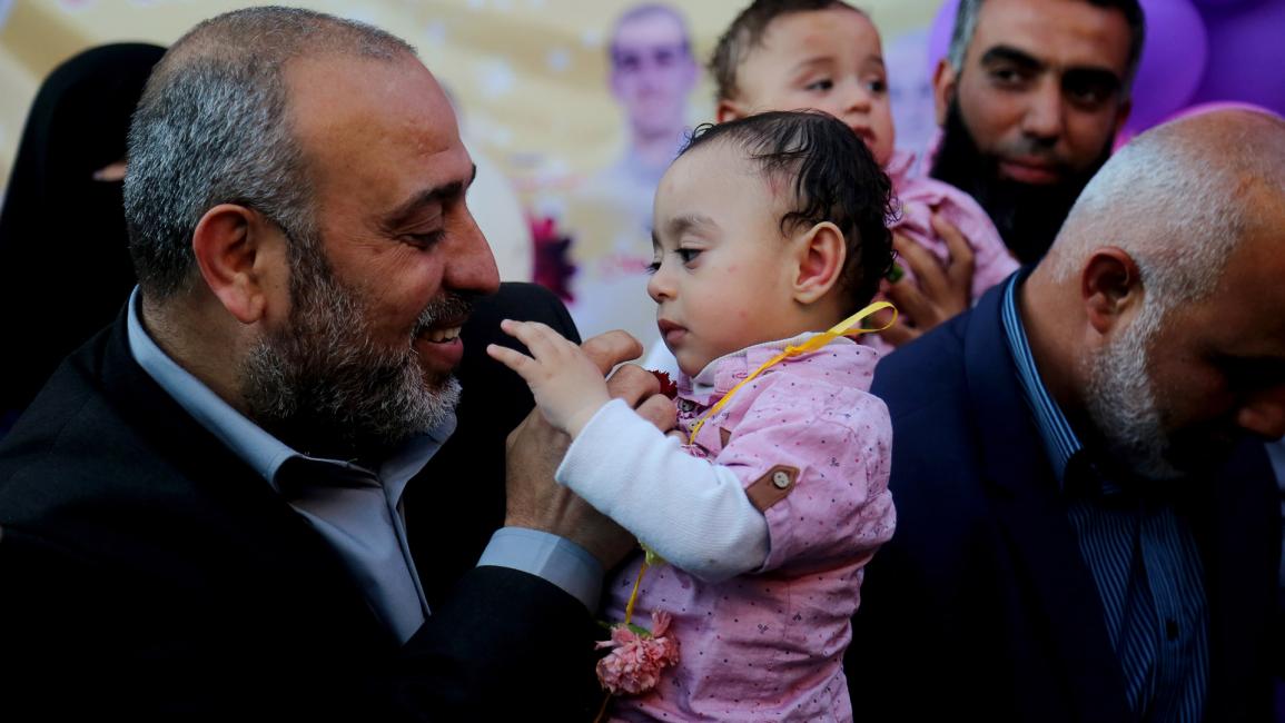  غزة تحتفل بأطفال الأسرى من النطف المهربة