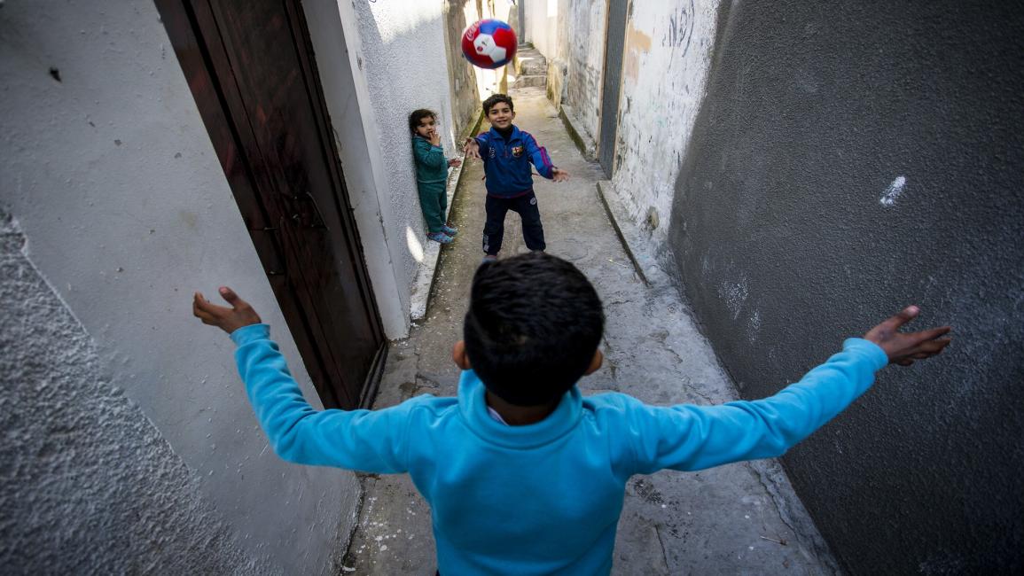 أحياء فقيرة في غزة (محمود عيسى/Getty)