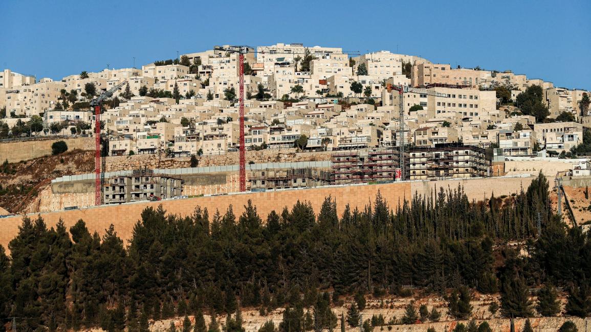 الجدار العنصري يفصل الأحياء عن القدس (أحمد غرابلي/فرانس برس)