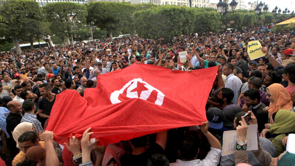 تونسيون يطالبون بالشفافية في ملفات الثروات الباطنية