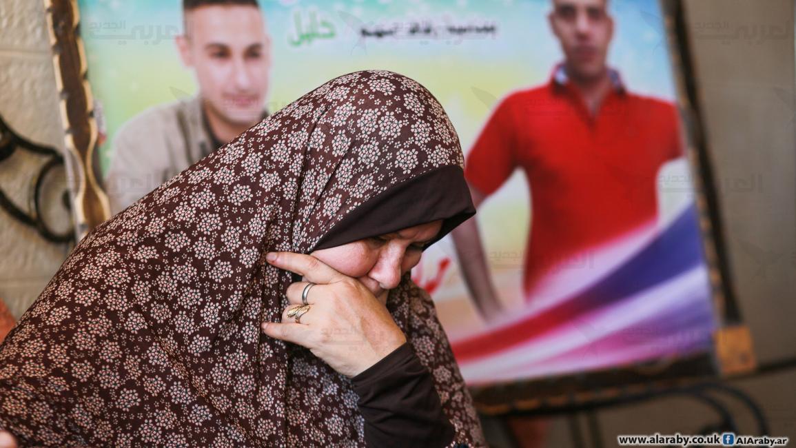 والدة الأسير باسل عريف-غزة (عبد الحكيم أبو رياش)