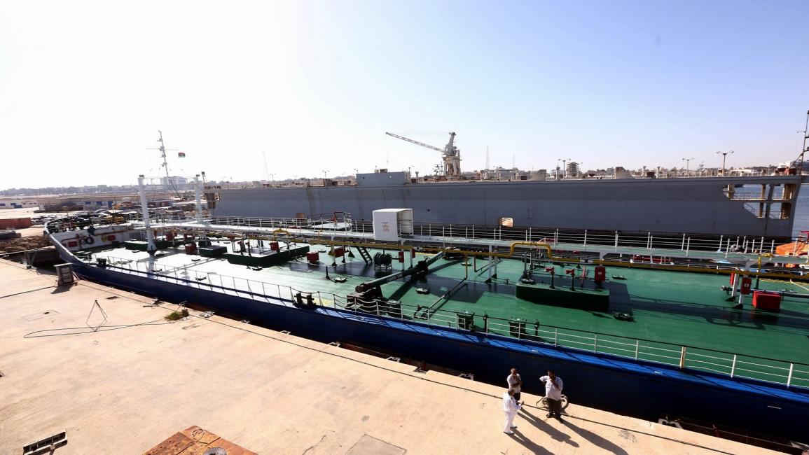ليبيا/اقتصاد/ميناء نفطي في ليبيا/06-01-2016 (الأناضول)