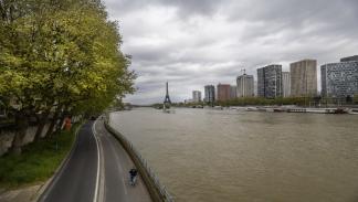 أولمبياد باريس.. تلوث نهر السين يُهدد منافسات السباحة