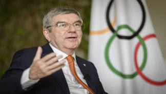 توماس باخ: سندعو رياضيين فلسطينيين إلى أولمبياد باريس