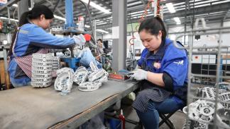 مصنع قطع غيار سيارات في مقاطعة جيانغسو الصينية، 6 مايو 2024 (Getty)