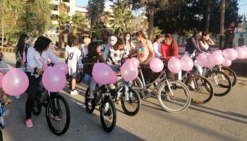 ماراثون للتوعية بسرطان الثدي في القامشلي في سورية - سلام حسن/العربي الجديد