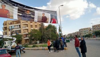 صور الضحايا الأربعة في أحد شوارع مدينة 6 أكتوبر المصرية (فيسبوك)