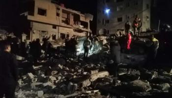 قصف إسرائيلي على حمص وسط سورية (إكس)