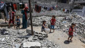 آثار العدوان الإسرائيلي على غزة - دير البلح 30 مايو 2024 (Getty)