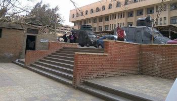 الأمن يقتحم جامعة الأزهر بالقاهرة