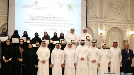 تكريم الفائزين بجائزة قطر لتحالف الحضارات/مجتمع/حسين بيضون